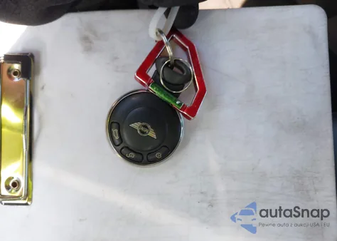 2013 Mini Hardtop Cooper z USA, uszkodzony, nr VIN WMWSU3C55DT689668